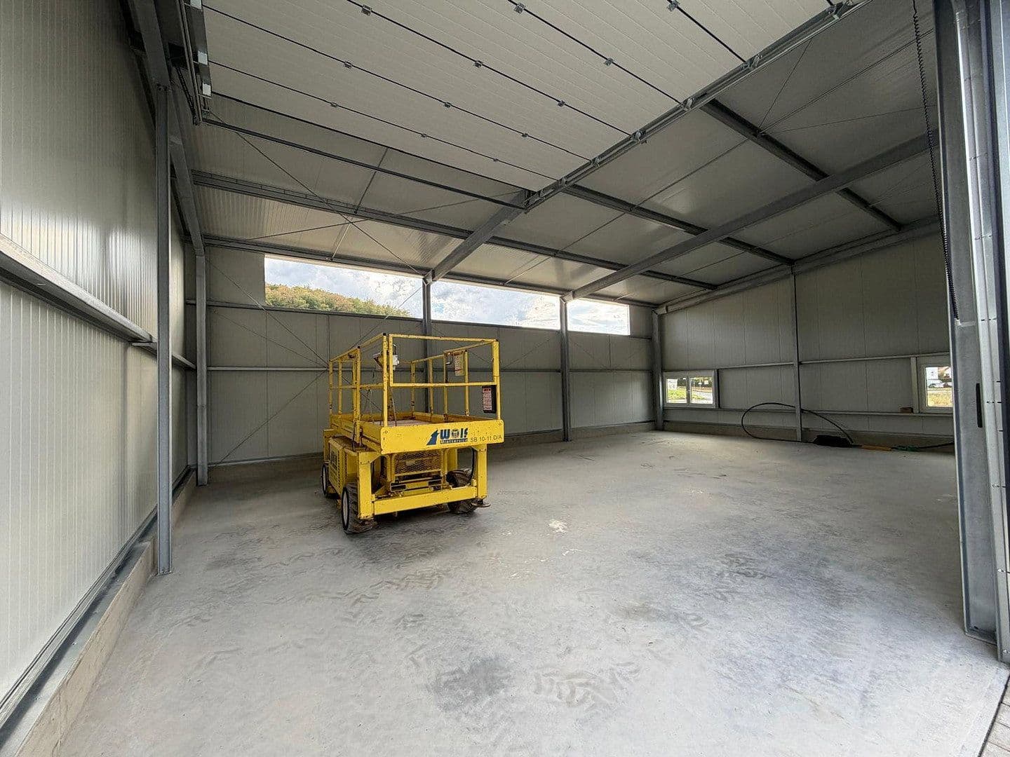 Pronájem nebytového prostoru 1.100 m², Zeilstraße 90, Buseck, Hessen Pronájem nebytového prostoru 1.100 m², Zeilstraße 90, Buseck, Hessen