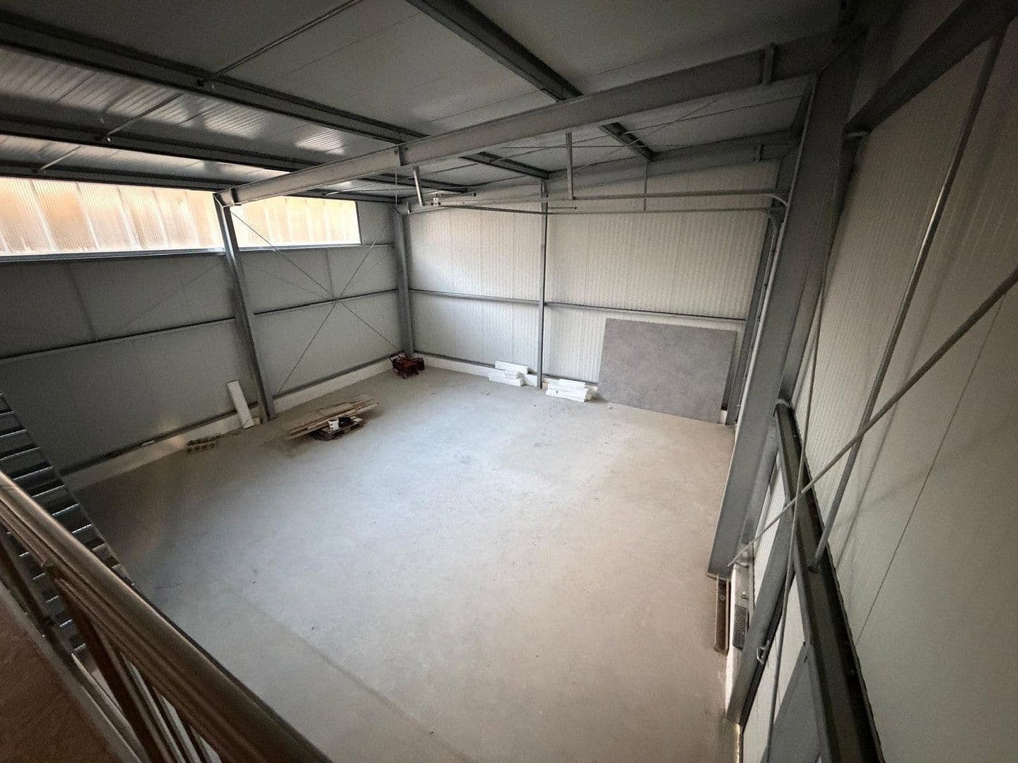 Pronájem nebytového prostoru 1.100 m², Zeilstraße 90, Buseck, Hessen Pronájem nebytového prostoru 1.100 m², Zeilstraße 90, Buseck, Hessen