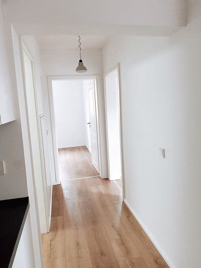 Pronájem bytu 3+1 55 m², Grünauer Str. 40, Berlin, Berlín Pronájem bytu 3+1 55 m², Grünauer Str. 40, Berlin, Berlín