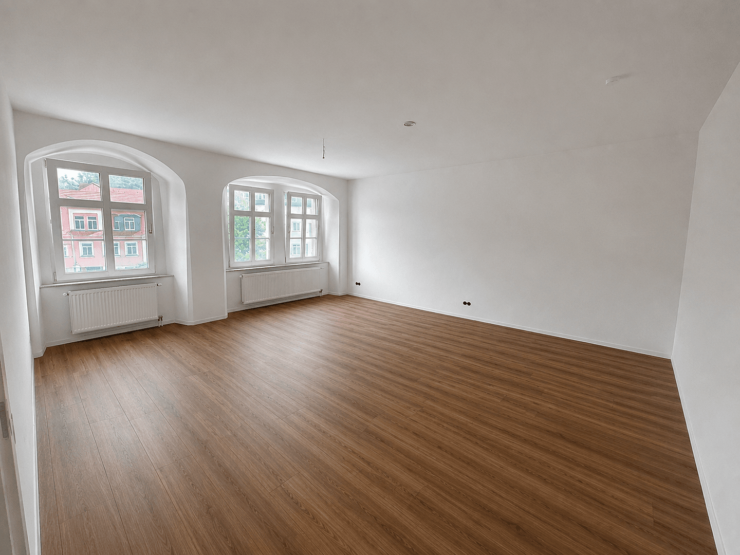 Pronájem bytu 4+1 93 m², Petersstraße 3, Weida, Durynsko Pronájem bytu 4+1 93 m², Petersstraße 3, Weida, Durynsko