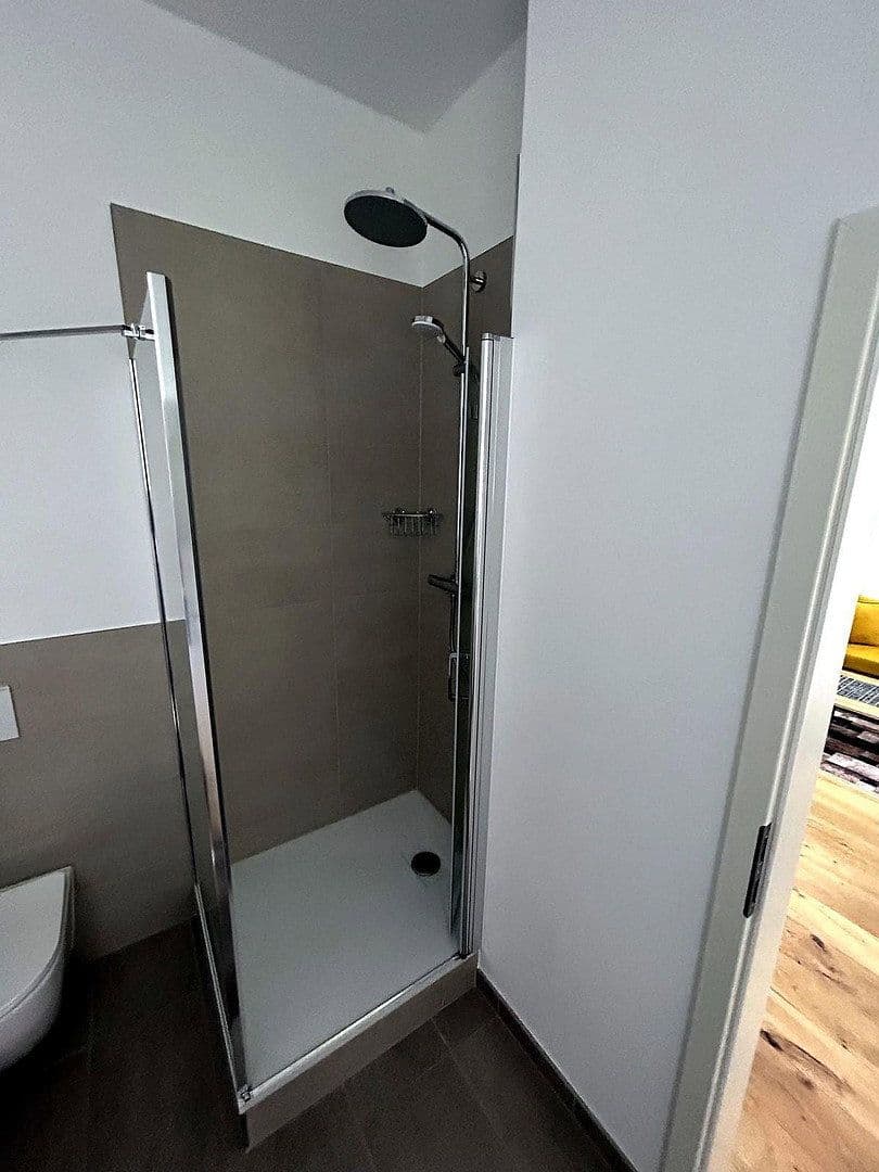 Pronájem bytu 1+1 42 m², Berlin, Berlín Pronájem bytu 1+1 42 m², Berlin, Berlín