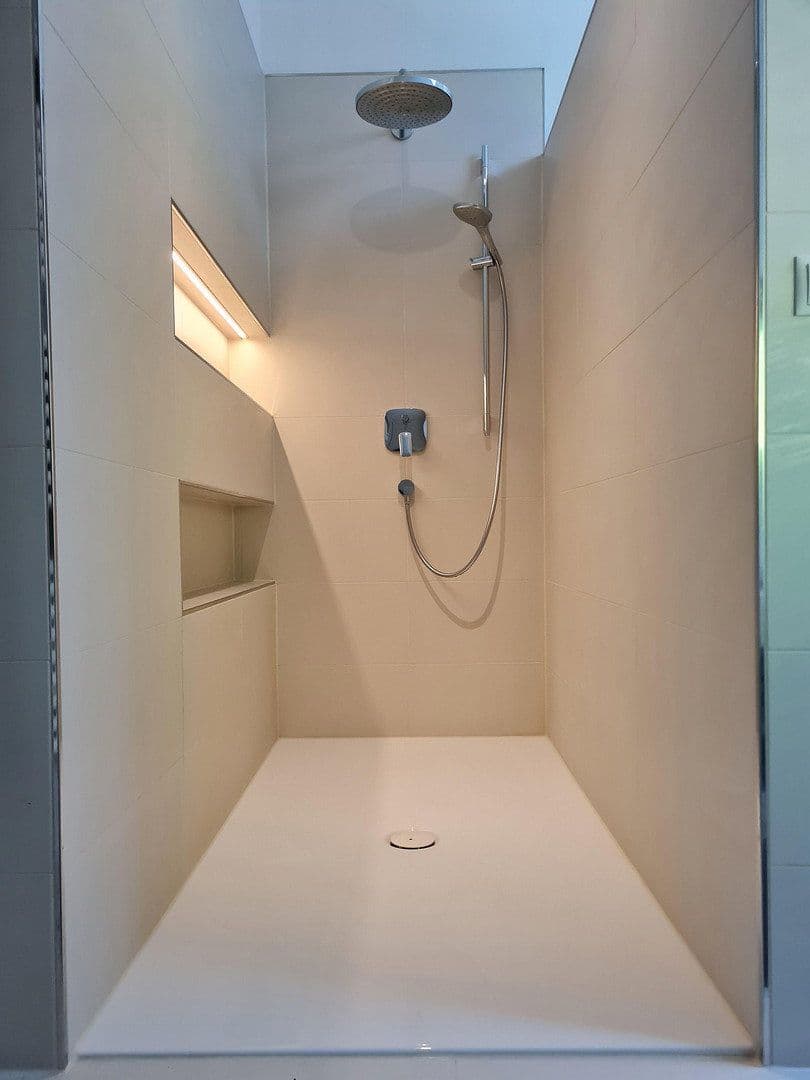 Prodej domu 241 m², pozemek 946 m², Schneizlreuth, Bavorsko Prodej domu 241 m², pozemek 946 m², Schneizlreuth, Bavorsko