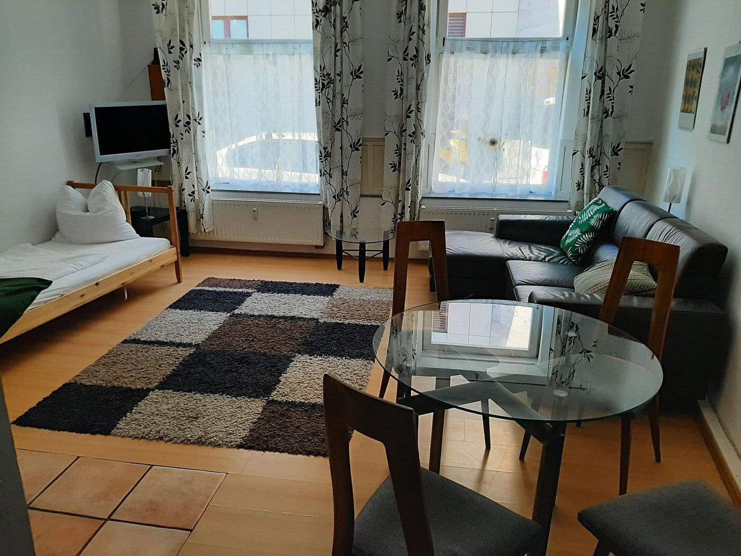 Pronájem bytu 2+1 60 m², Schirmstraße, Fürth, Bavorsko Pronájem bytu 2+1 60 m², Schirmstraße, Fürth, Bavorsko