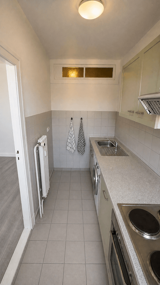 Prodej bytu 2+1 45 m², Berlin - Schöneberg, Berlín Prodej bytu 2+1 45 m², Berlin - Schöneberg, Berlín