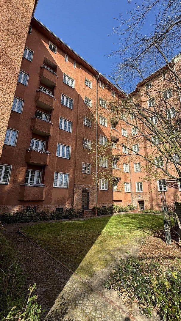 Prodej bytu 2+1 45 m², Berlin - Schöneberg, Berlín Prodej bytu 2+1 45 m², Berlin - Schöneberg, Berlín