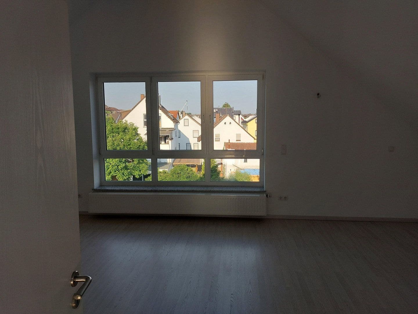 Pronájem bytu 3+1 140 m², Keimstr. 17, Langen, Hessen Pronájem bytu 3+1 140 m², Keimstr. 17, Langen, Hessen