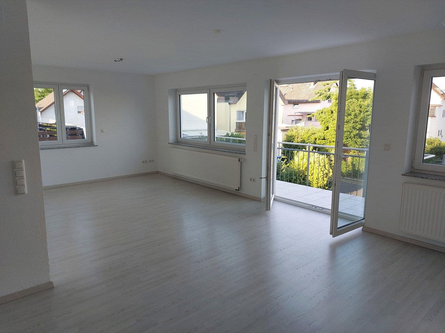 Pronájem bytu 3+1 140 m², Keimstr. 17, Langen, Hessen Pronájem bytu 3+1 140 m², Keimstr. 17, Langen, Hessen