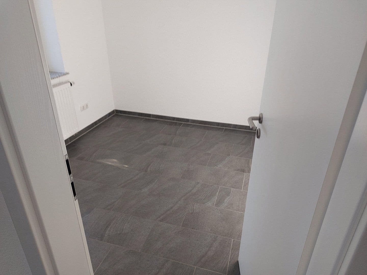 Pronájem bytu 3+1 140 m², Keimstr. 17, Langen, Hessen Pronájem bytu 3+1 140 m², Keimstr. 17, Langen, Hessen