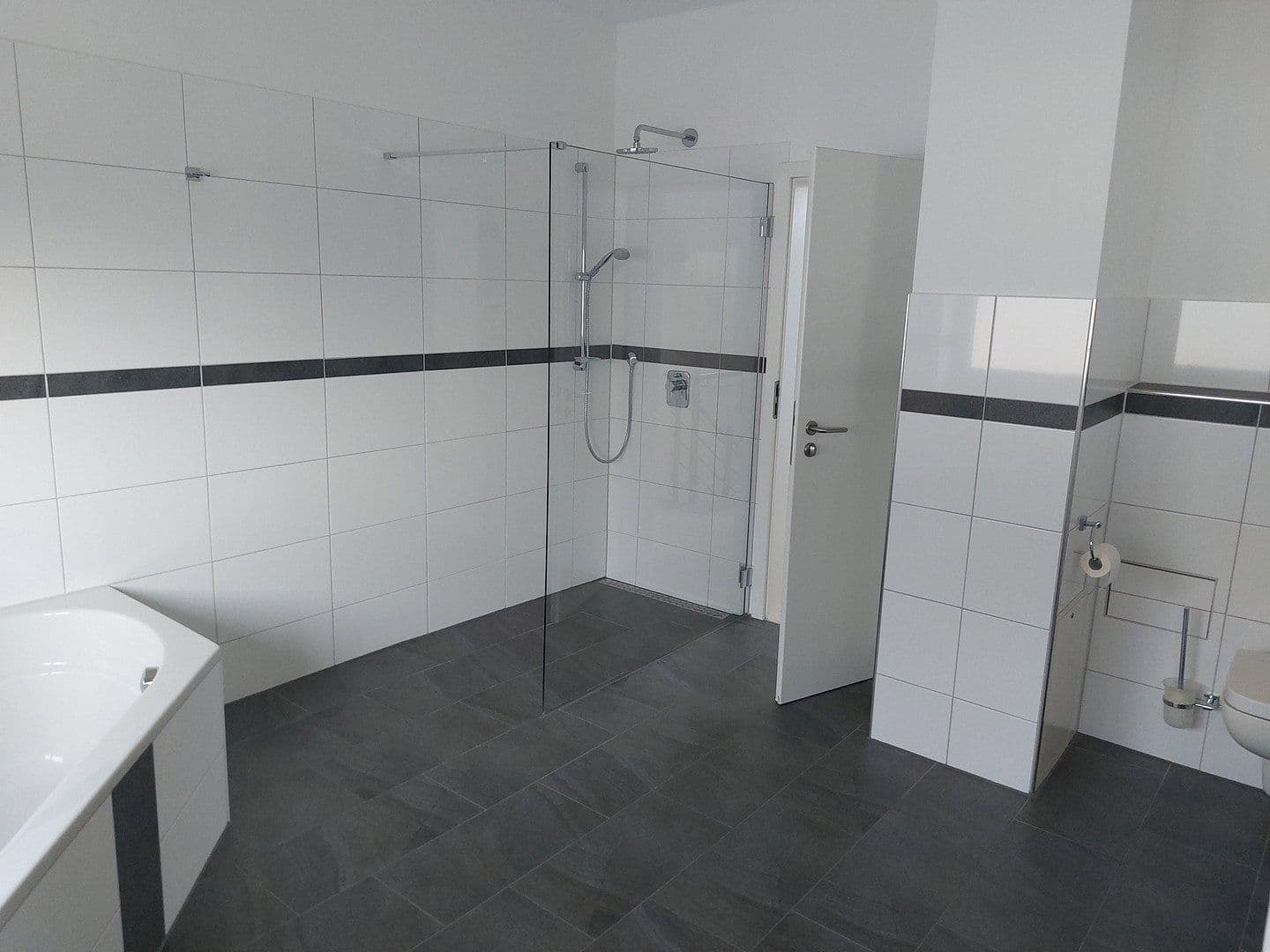Pronájem bytu 3+1 140 m², Keimstr. 17, Langen, Hessen Pronájem bytu 3+1 140 m², Keimstr. 17, Langen, Hessen