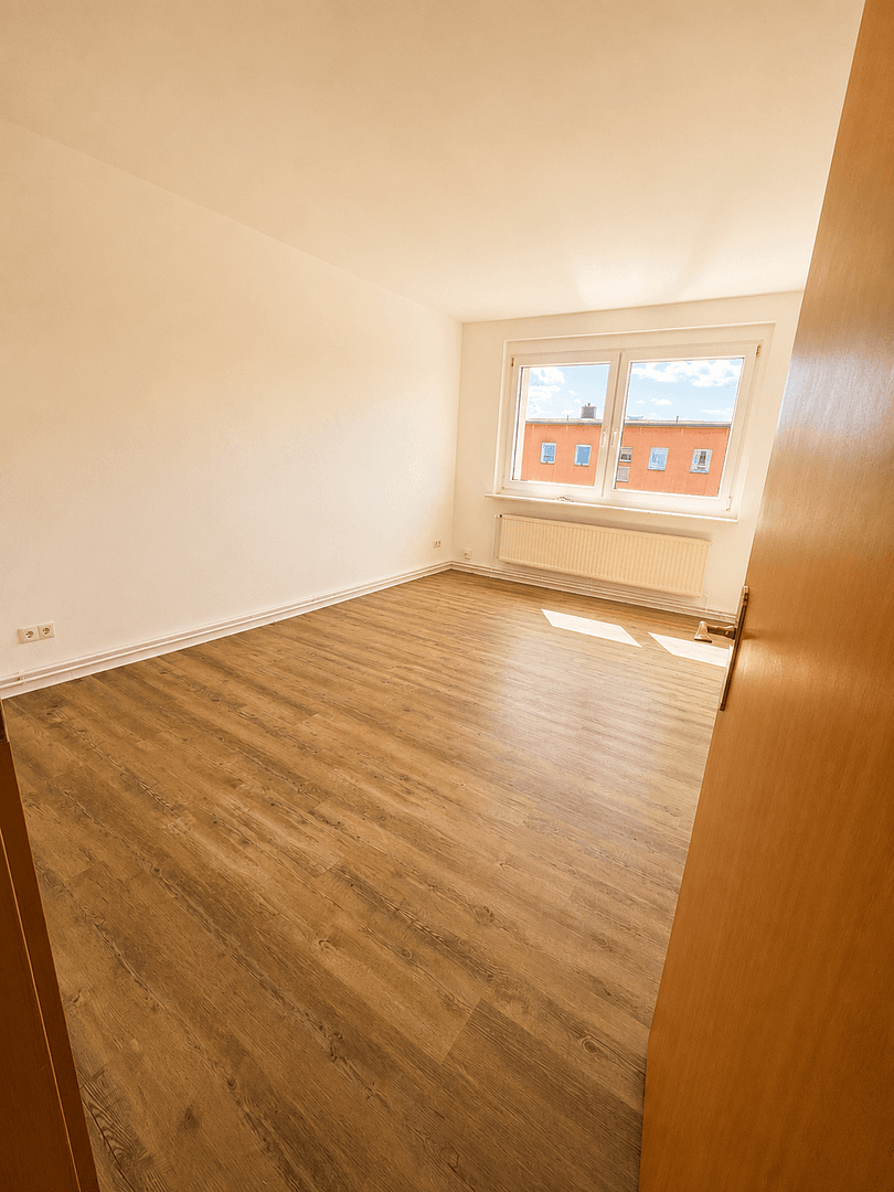 Pronájem bytu 4+1 79 m², Straße der Jugend 2, Altenpleen, Mecklenburg-Vorpommern Pronájem bytu 4+1 79 m², Straße der Jugend 2, Altenpleen, Mecklenburg-Vorpommern