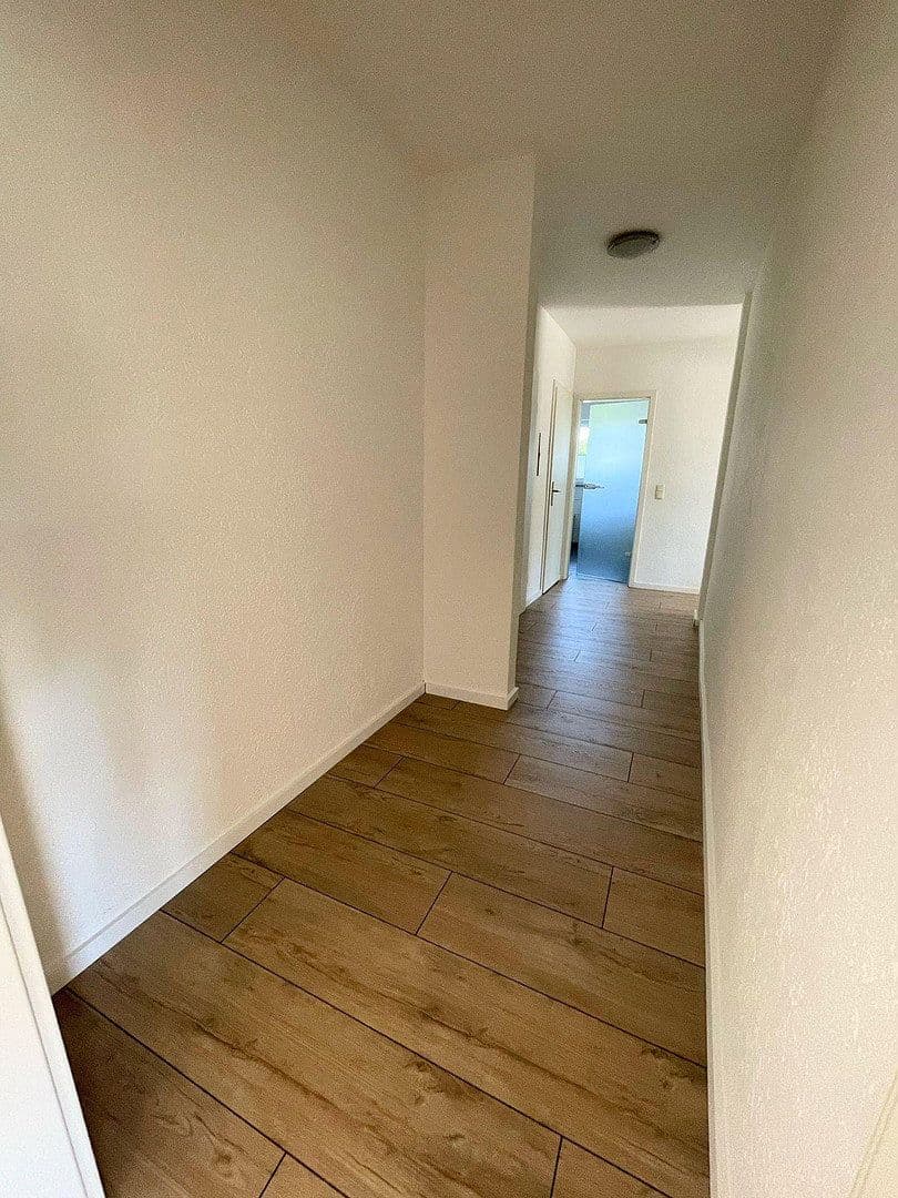 Pronájem bytu 3+1 125 m², Mörsweg 32, Groß-Umstadt, Hessen Pronájem bytu 3+1 125 m², Mörsweg 32, Groß-Umstadt, Hessen