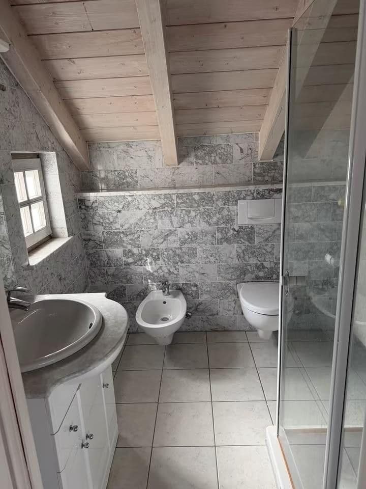 Pronájem bytu 5+1 170 m², Vilsbiburg, Bavorsko Pronájem bytu 5+1 170 m², Vilsbiburg, Bavorsko