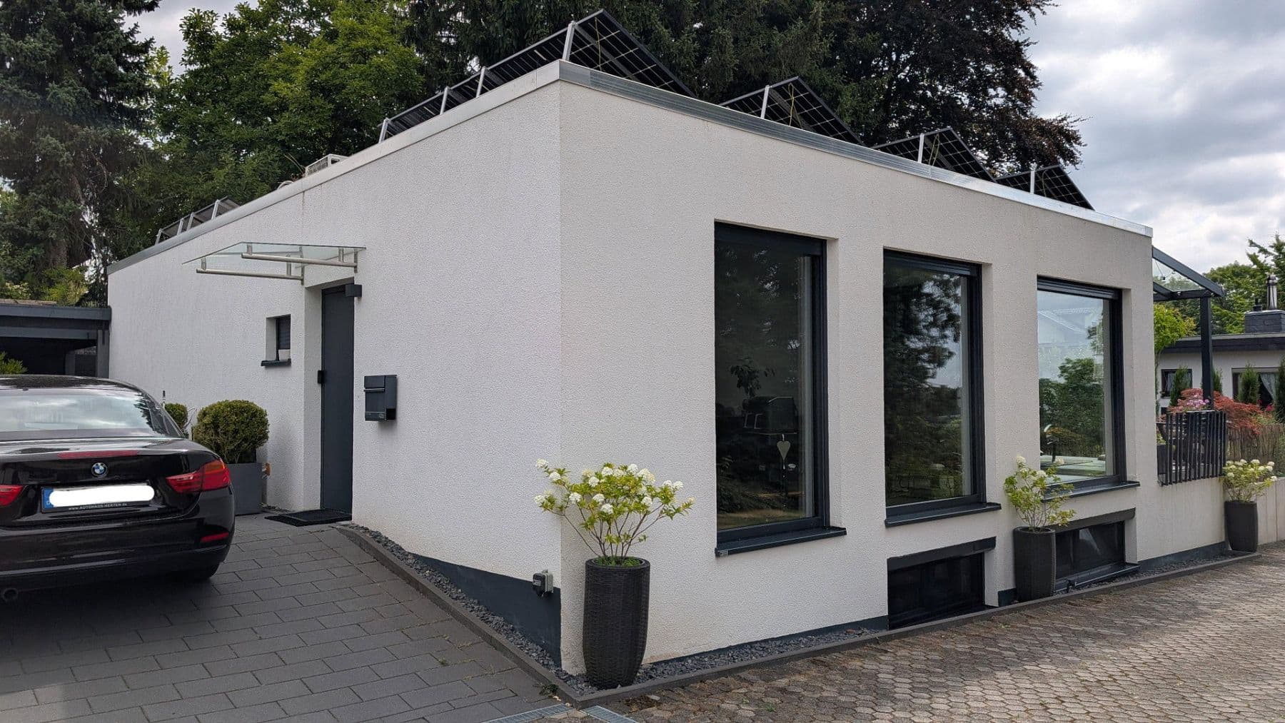 Prodej domu 165 m², pozemek 365 m², Bergisch Gladbach, Severní Porýní-Vestfálsko Prodej domu 165 m², pozemek 365 m², Bergisch Gladbach, Severní Porýní-Vestfálsko