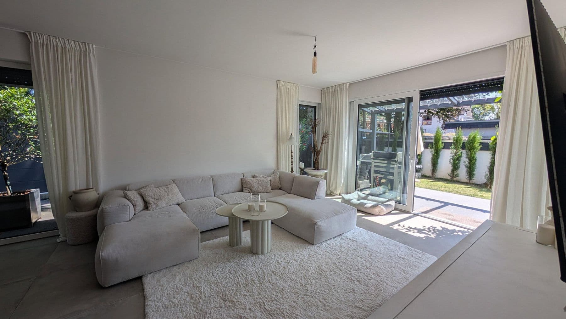 Prodej domu 165 m², pozemek 365 m², Bergisch Gladbach, Severní Porýní-Vestfálsko Prodej domu 165 m², pozemek 365 m², Bergisch Gladbach, Severní Porýní-Vestfálsko