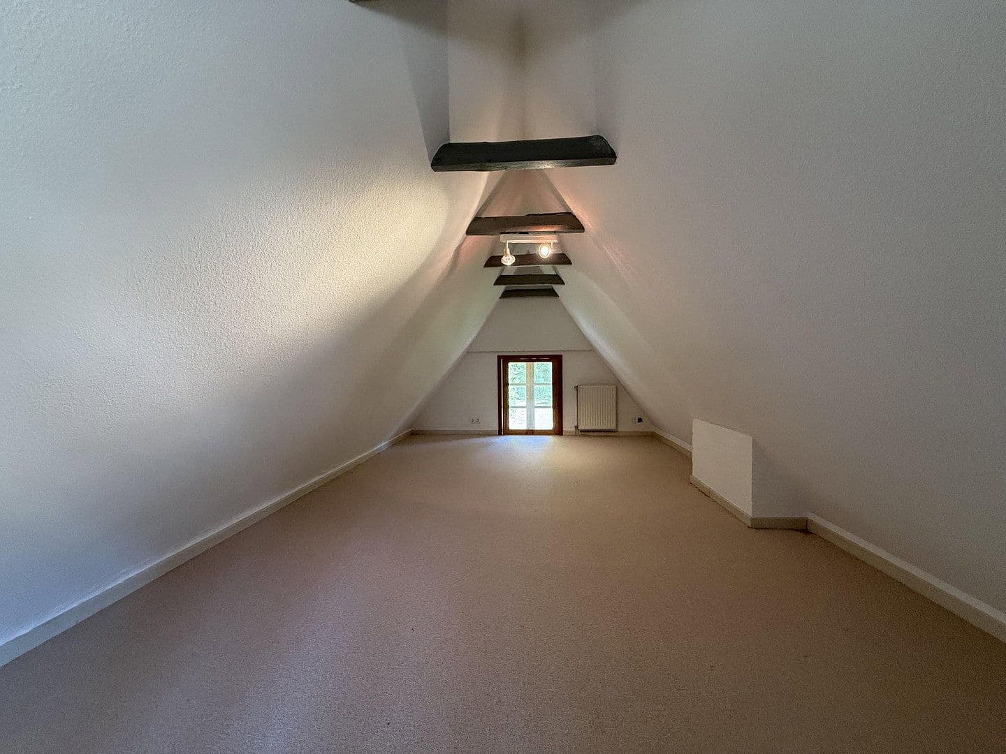Prodej domu 199 m², pozemek 2.479 m², Lensahn, Šlesvicko-Holštýnsko Prodej domu 199 m², pozemek 2.479 m², Lensahn, Šlesvicko-Holštýnsko