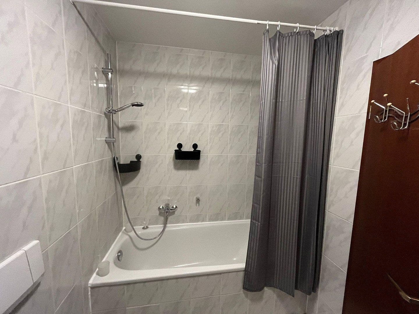 Pronájem bytu 3+1 84 m², Am Falkenberg 106, Berlin, Berlín Pronájem bytu 3+1 84 m², Am Falkenberg 106, Berlin, Berlín