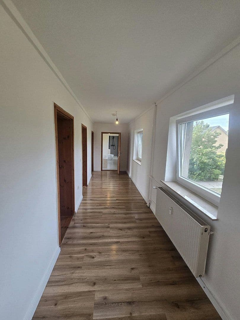 Pronájem bytu 3+1 116 m², Ernst-Barlach-Str. 16, Schönberg, Mecklenburg-Vorpommern Pronájem bytu 3+1 116 m², Ernst-Barlach-Str. 16, Schönberg, Mecklenburg-Vorpommern