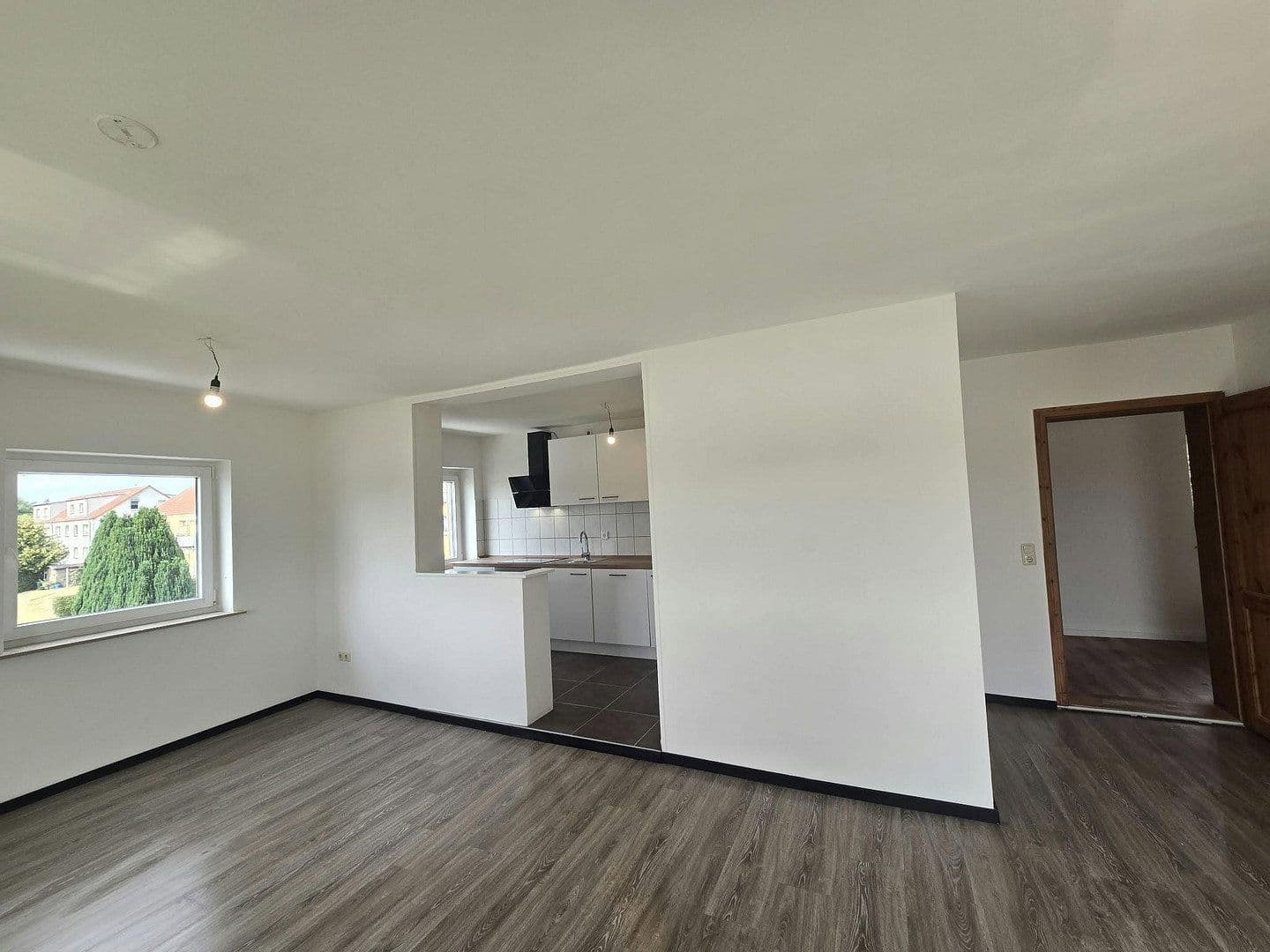 Pronájem bytu 3+1 116 m², Ernst-Barlach-Str. 16, Schönberg, Mecklenburg-Vorpommern Pronájem bytu 3+1 116 m², Ernst-Barlach-Str. 16, Schönberg, Mecklenburg-Vorpommern