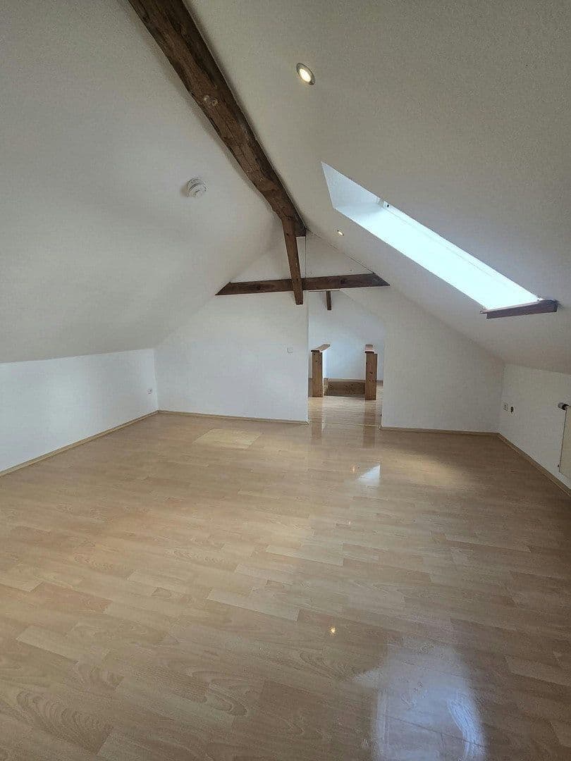 Pronájem bytu 3+1 116 m², Ernst-Barlach-Str. 16, Schönberg, Mecklenburg-Vorpommern Pronájem bytu 3+1 116 m², Ernst-Barlach-Str. 16, Schönberg, Mecklenburg-Vorpommern