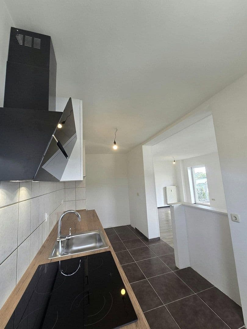 Pronájem bytu 3+1 116 m², Ernst-Barlach-Str. 16, Schönberg, Mecklenburg-Vorpommern Pronájem bytu 3+1 116 m², Ernst-Barlach-Str. 16, Schönberg, Mecklenburg-Vorpommern