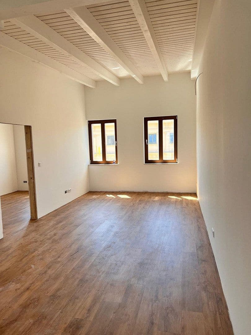 Pronájem bytu 2+1 47 m², Streiberstr. 7, Halle, Sasko-Anhaltsko Pronájem bytu 2+1 47 m², Streiberstr. 7, Halle, Sasko-Anhaltsko
