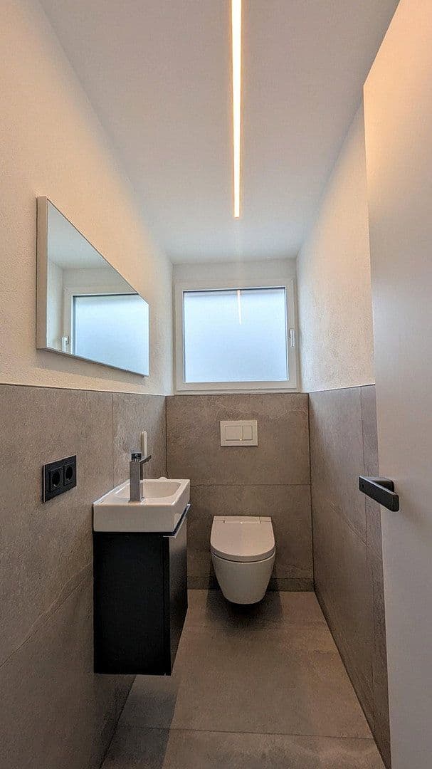 Prodej domu 260 m², pozemek 932 m², Plüderhausen, Bádensko-Württembersko Prodej domu 260 m², pozemek 932 m², Plüderhausen, Bádensko-Württembersko