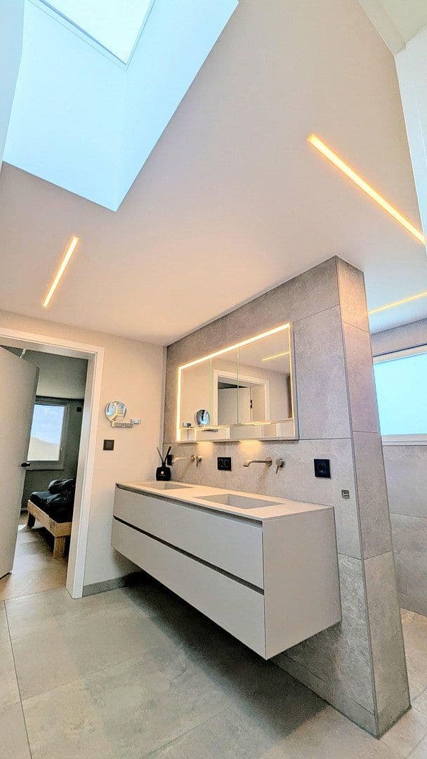 Prodej domu 260 m², pozemek 932 m², Plüderhausen, Bádensko-Württembersko Prodej domu 260 m², pozemek 932 m², Plüderhausen, Bádensko-Württembersko