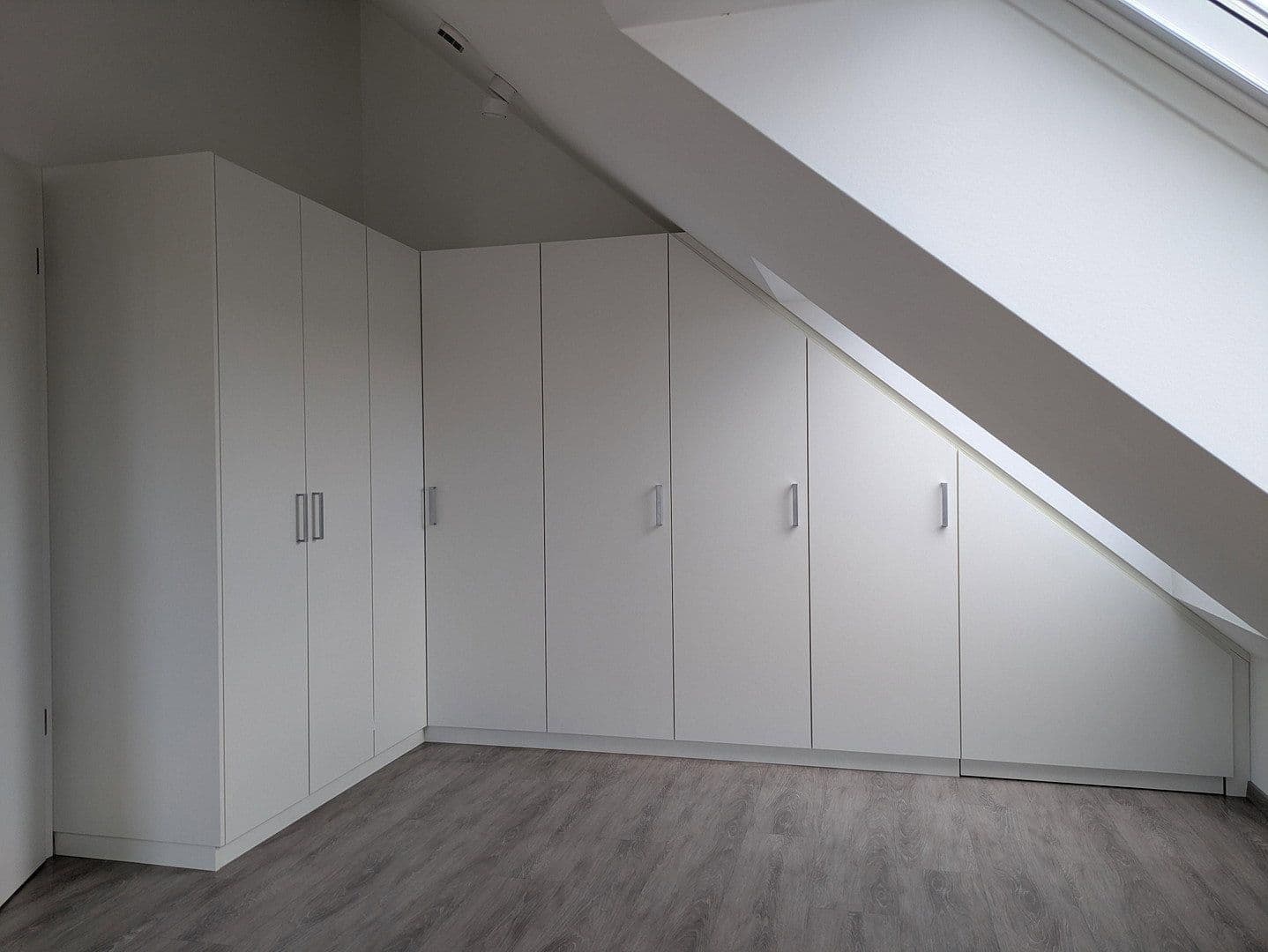 Prodej bytu 4+1 141 m², Korntal-Münchingen, Bádensko-Württembersko Prodej bytu 4+1 141 m², Korntal-Münchingen, Bádensko-Württembersko