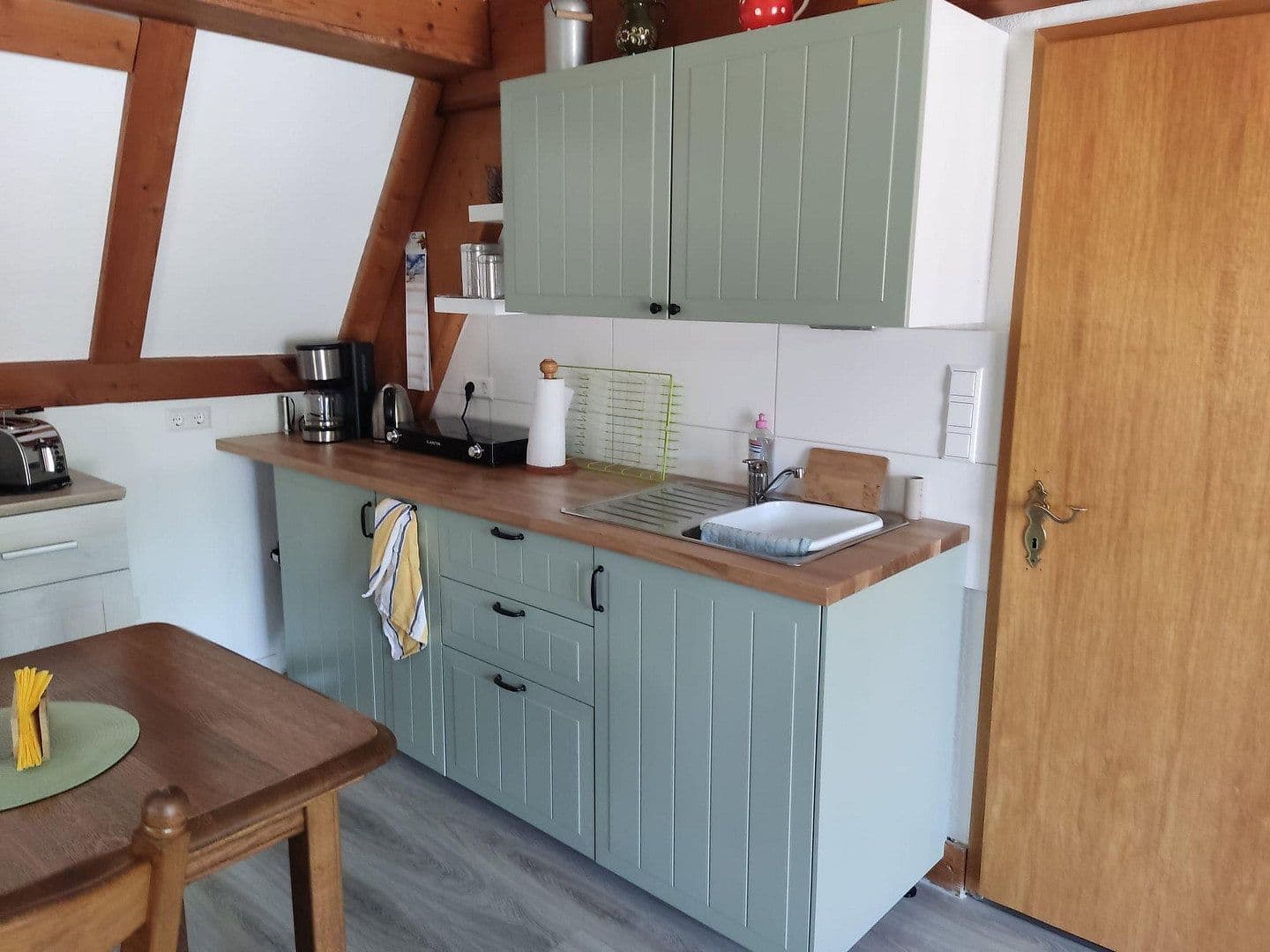Prodej bytu 6+1 128 m², Bahnhofstr. 81, Hauenstein, Porýní-Falc Prodej bytu 6+1 128 m², Bahnhofstr. 81, Hauenstein, Porýní-Falc