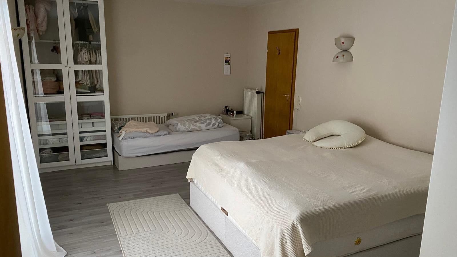 Prodej domu 248 m², pozemek 2.428 m², Bad Schwartau, Šlesvicko-Holštýnsko Prodej domu 248 m², pozemek 2.428 m², Bad Schwartau, Šlesvicko-Holštýnsko