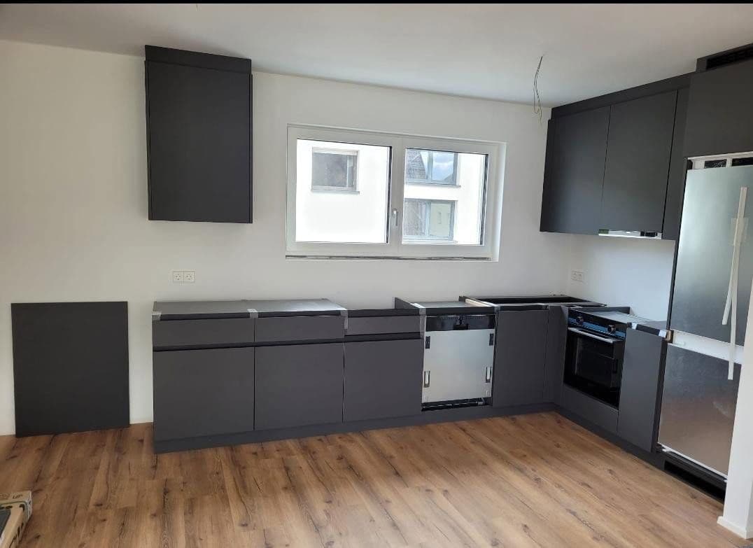 Pronájem bytu 4+1 77 m², Esslingen am Neckar, Bádensko-Württembersko Pronájem bytu 4+1 77 m², Esslingen am Neckar, Bádensko-Württembersko