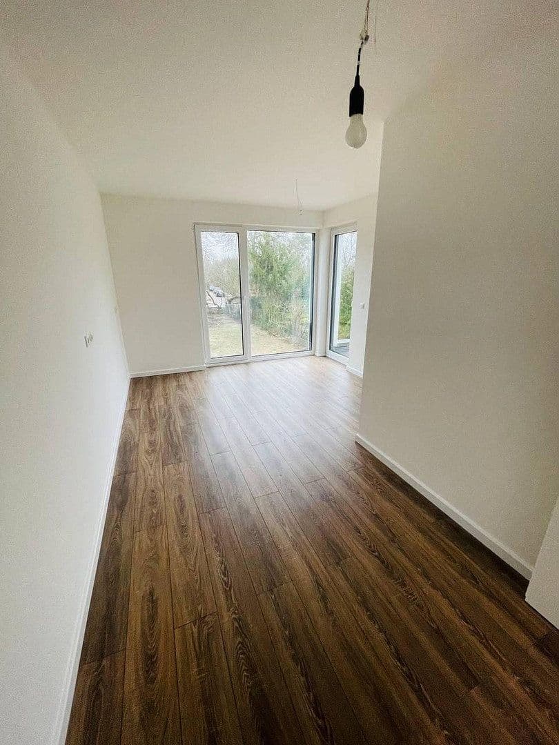Pronájem domu 170 m², pozemek 508 m², Rembrandstraße 67, Blankenfelde-Mahlow, Braniborsko Pronájem domu 170 m², pozemek 508 m², Rembrandstraße 67, Blankenfelde-Mahlow, Braniborsko