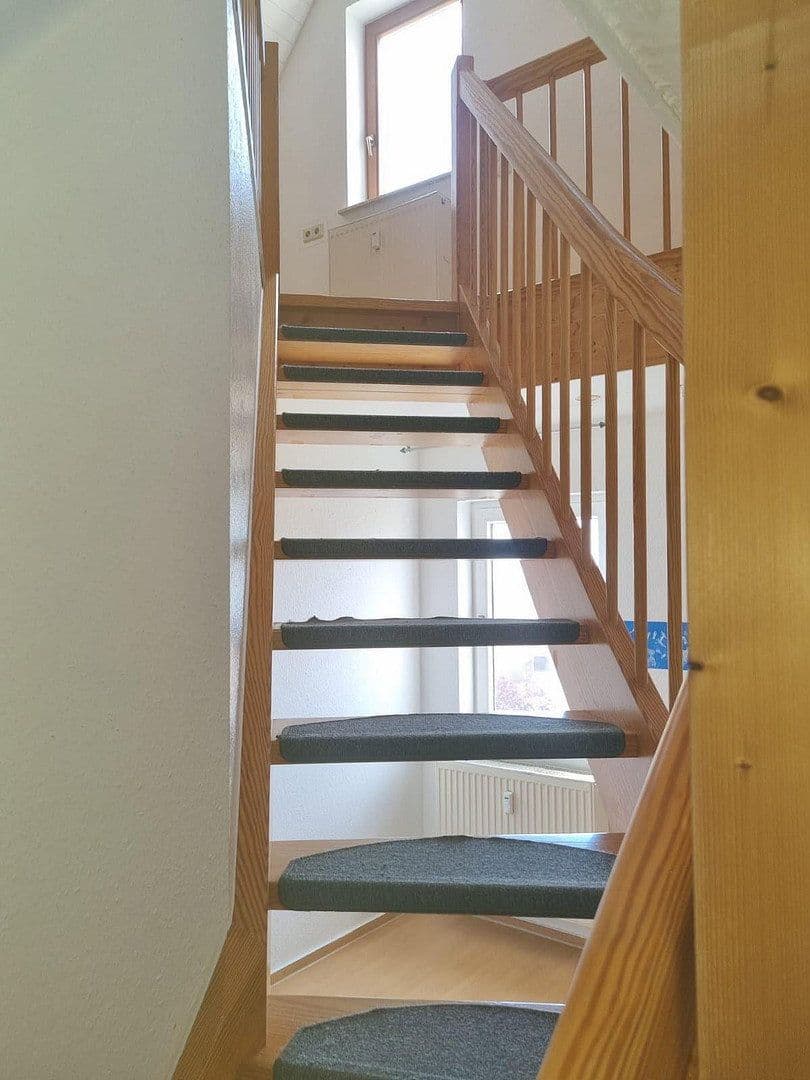 Pronájem bytu 3+1 76 m², Hauptstr. 17, Neuweiler, Bádensko-Württembersko Pronájem bytu 3+1 76 m², Hauptstr. 17, Neuweiler, Bádensko-Württembersko