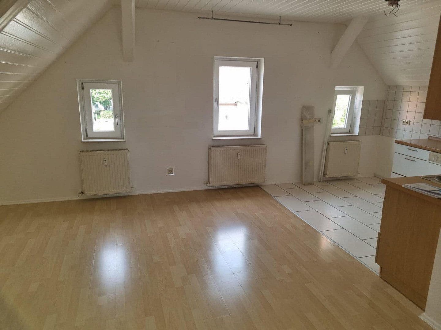 Pronájem bytu 3+1 76 m², Hauptstr. 17, Neuweiler, Bádensko-Württembersko Pronájem bytu 3+1 76 m², Hauptstr. 17, Neuweiler, Bádensko-Württembersko