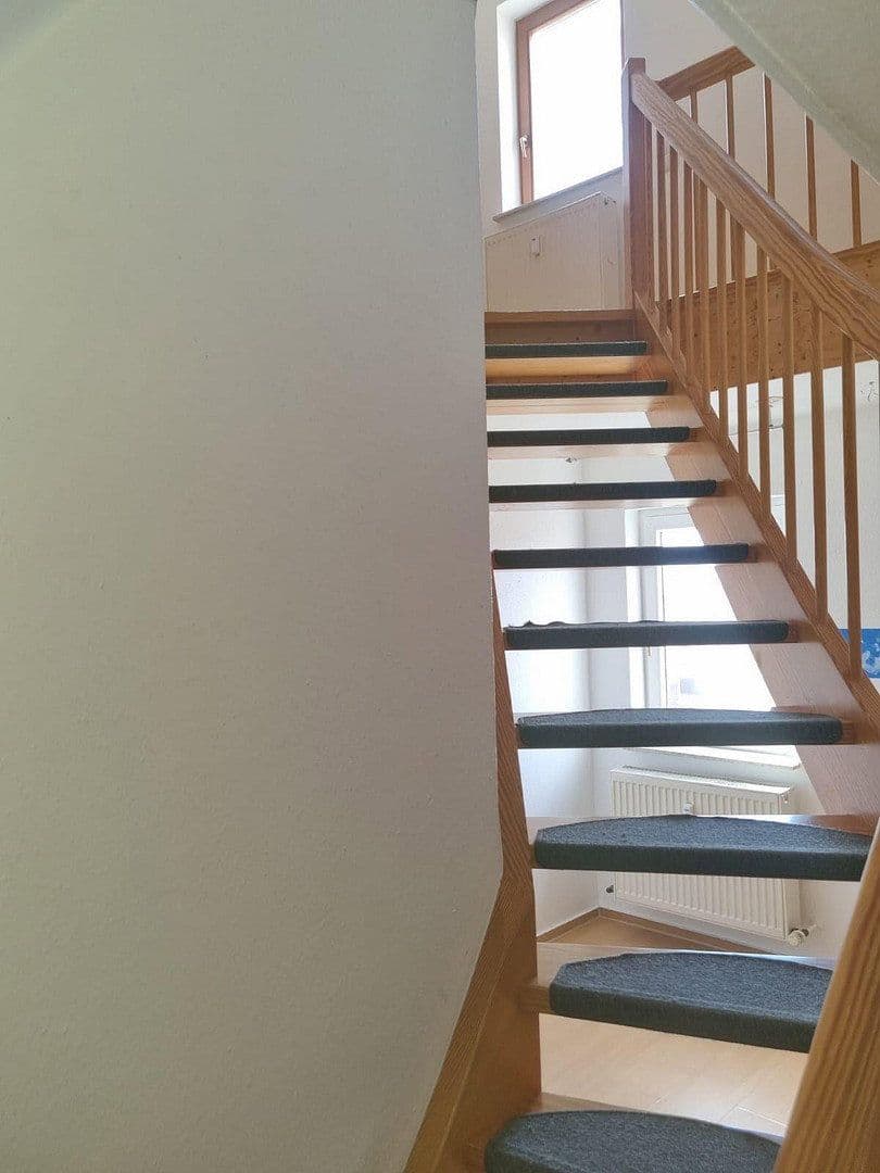 Pronájem bytu 3+1 76 m², Hauptstr. 17, Neuweiler, Bádensko-Württembersko Pronájem bytu 3+1 76 m², Hauptstr. 17, Neuweiler, Bádensko-Württembersko