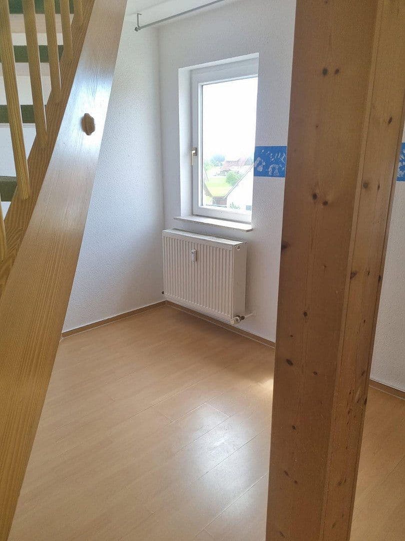 Pronájem bytu 3+1 76 m², Hauptstr. 17, Neuweiler, Bádensko-Württembersko Pronájem bytu 3+1 76 m², Hauptstr. 17, Neuweiler, Bádensko-Württembersko