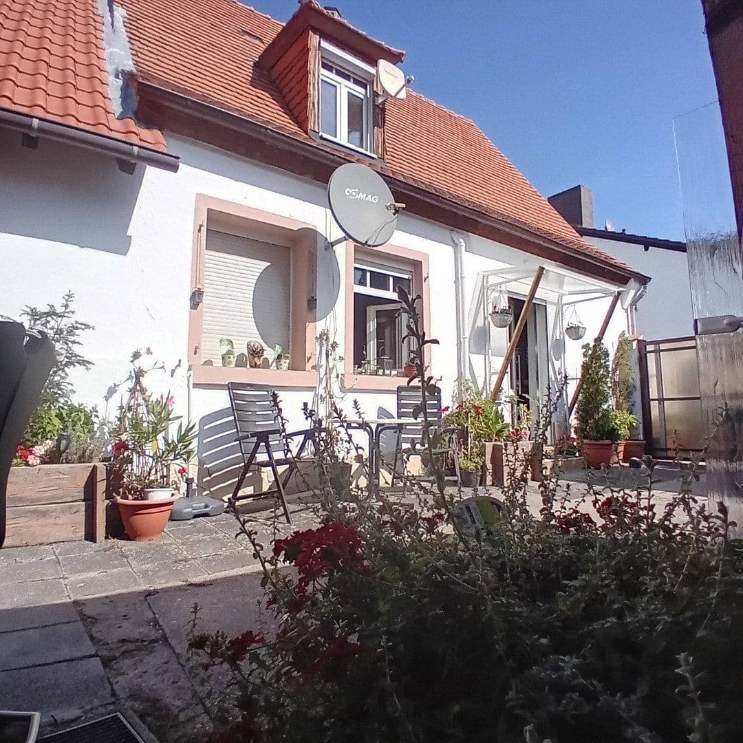 Prodej domu 155 m², pozemek 440 m², Weisenheim am Sand, Porýní-Falc Prodej domu 155 m², pozemek 440 m², Weisenheim am Sand, Porýní-Falc