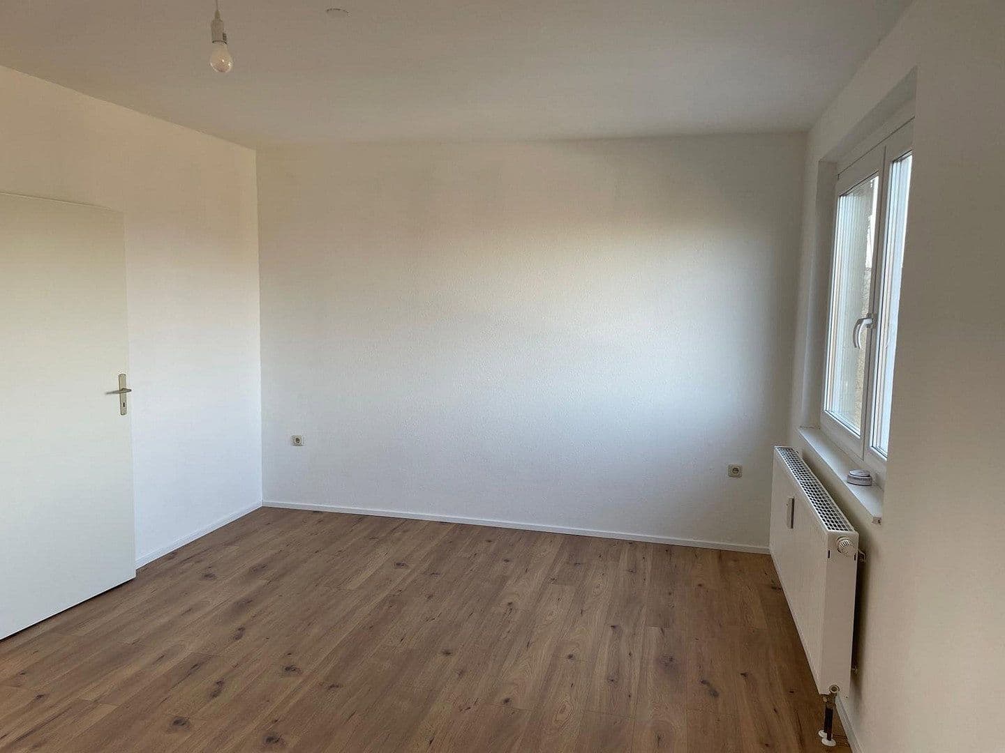 Pronájem bytu 3+1 75 m², Katharinenweg 18, Apolda, Durynsko Pronájem bytu 3+1 75 m², Katharinenweg 18, Apolda, Durynsko