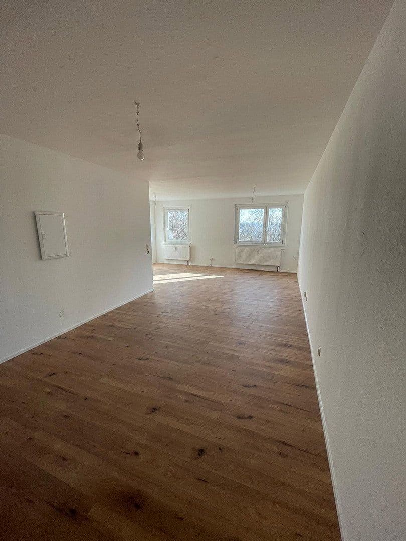 Pronájem bytu 3+1 75 m², Katharinenweg 18, Apolda, Durynsko Pronájem bytu 3+1 75 m², Katharinenweg 18, Apolda, Durynsko