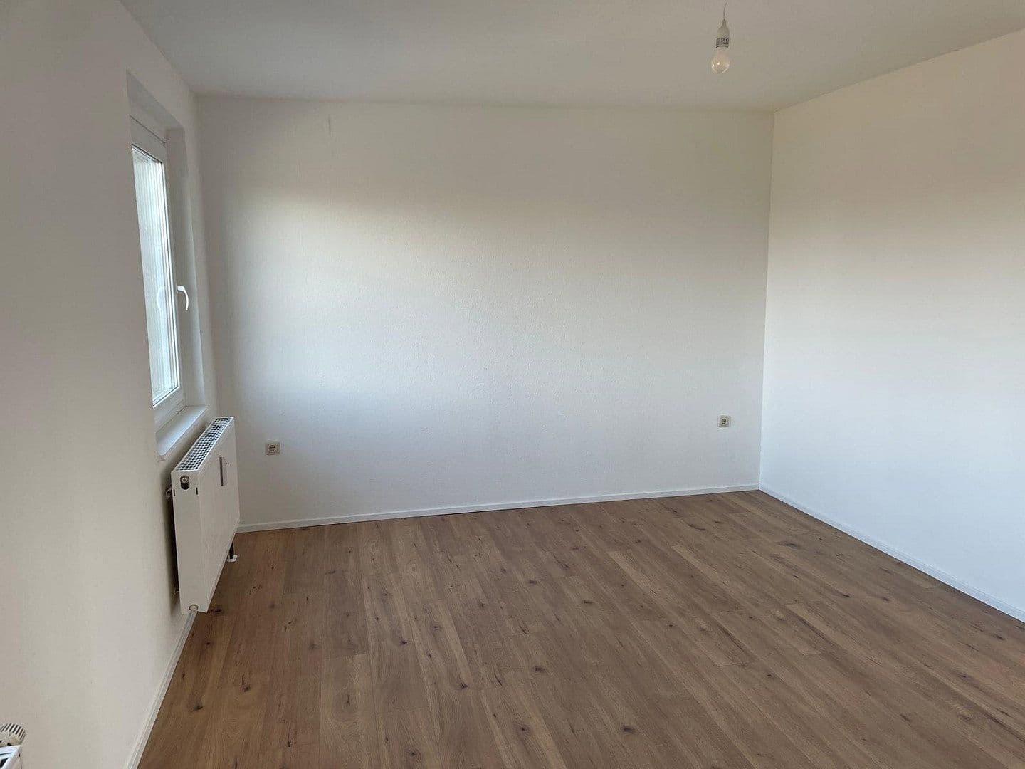 Pronájem bytu 3+1 75 m², Katharinenweg 18, Apolda, Durynsko Pronájem bytu 3+1 75 m², Katharinenweg 18, Apolda, Durynsko