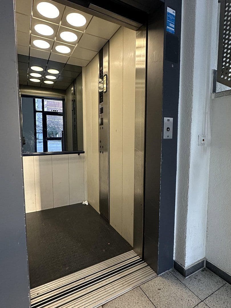 Prodej bytu 2+1 56 m², Stuttgarter Allee 37, Leipzig, Sasko Prodej bytu 2+1 56 m², Stuttgarter Allee 37, Leipzig, Sasko