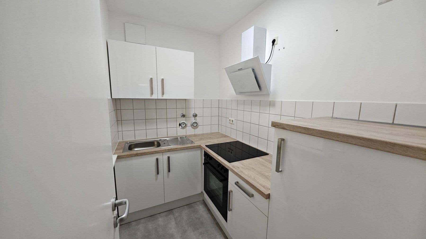 Prodej bytu 2+1 56 m², Stuttgarter Allee 37, Leipzig, Sasko Prodej bytu 2+1 56 m², Stuttgarter Allee 37, Leipzig, Sasko