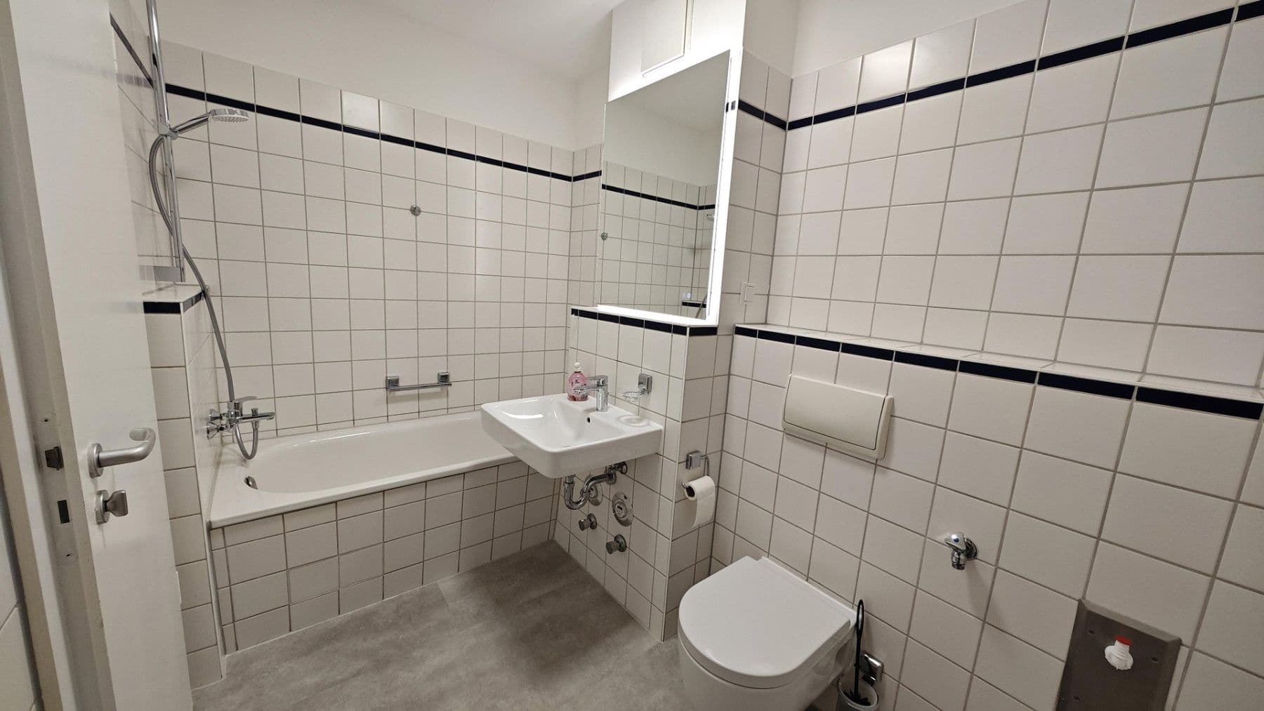 Prodej bytu 2+1 56 m², Stuttgarter Allee 37, Leipzig, Sasko Prodej bytu 2+1 56 m², Stuttgarter Allee 37, Leipzig, Sasko