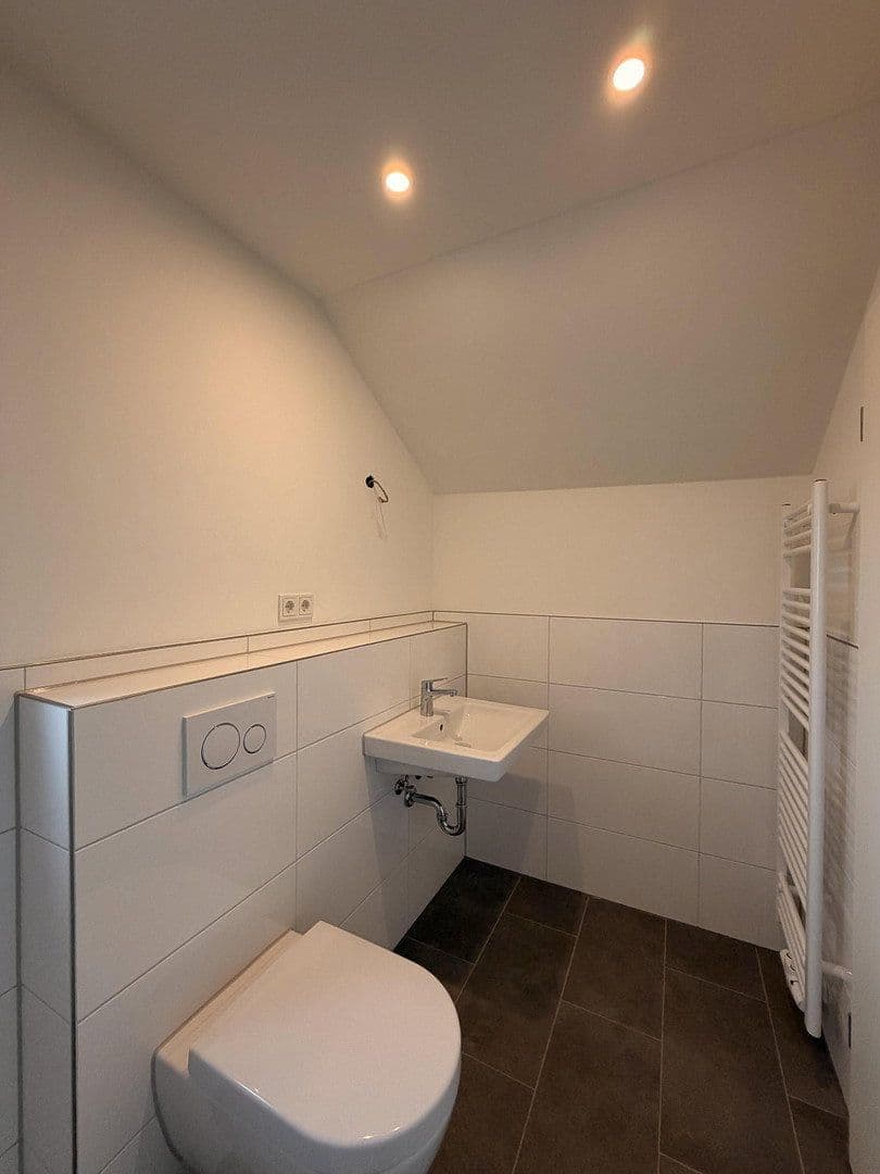 Prodej domu 112 m², pozemek 1.000 m², Niederzier, Severní Porýní-Vestfálsko Prodej domu 112 m², pozemek 1.000 m², Niederzier, Severní Porýní-Vestfálsko
