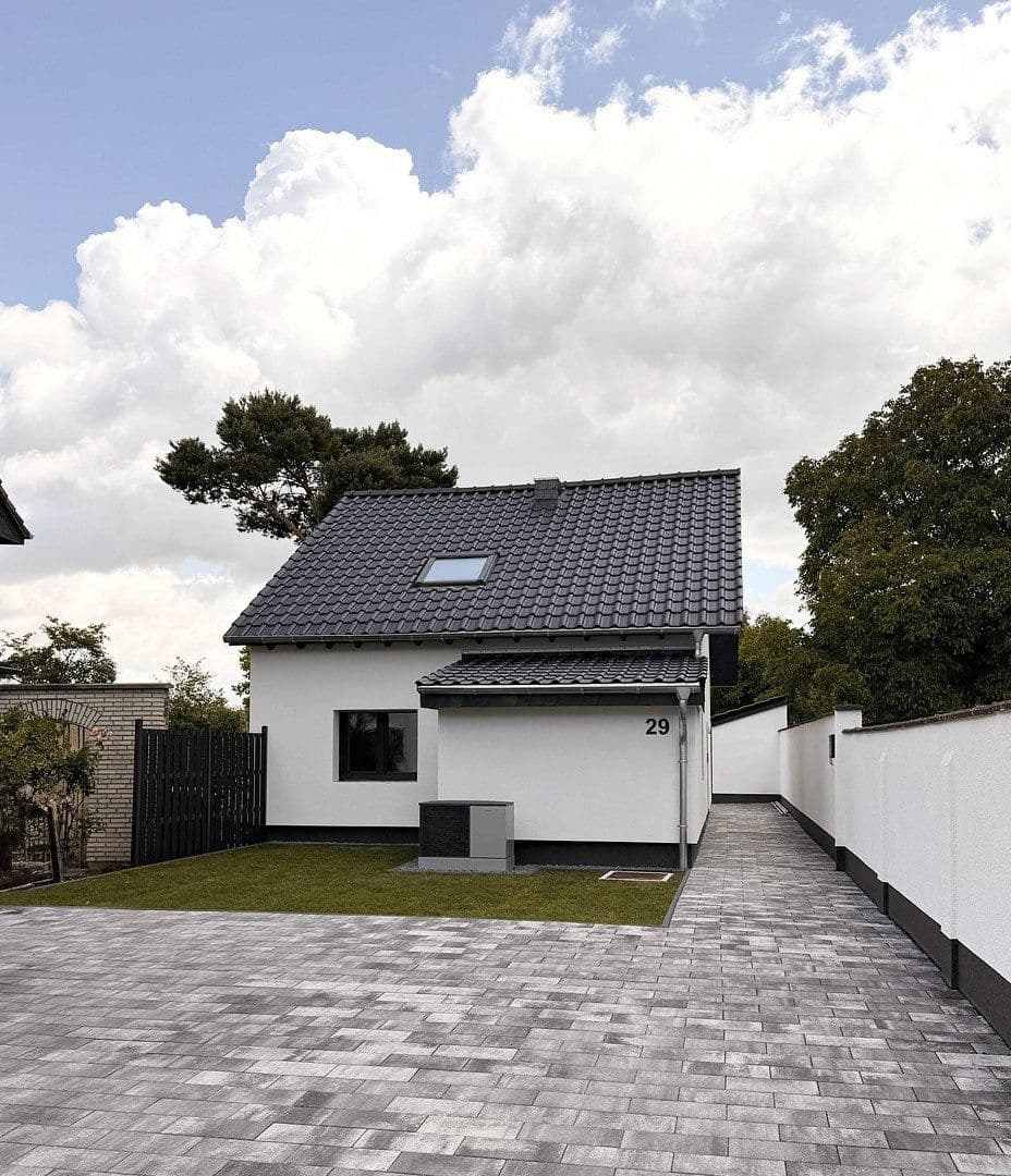 Prodej domu 112 m², pozemek 1.000 m², Niederzier, Severní Porýní-Vestfálsko Prodej domu 112 m², pozemek 1.000 m², Niederzier, Severní Porýní-Vestfálsko