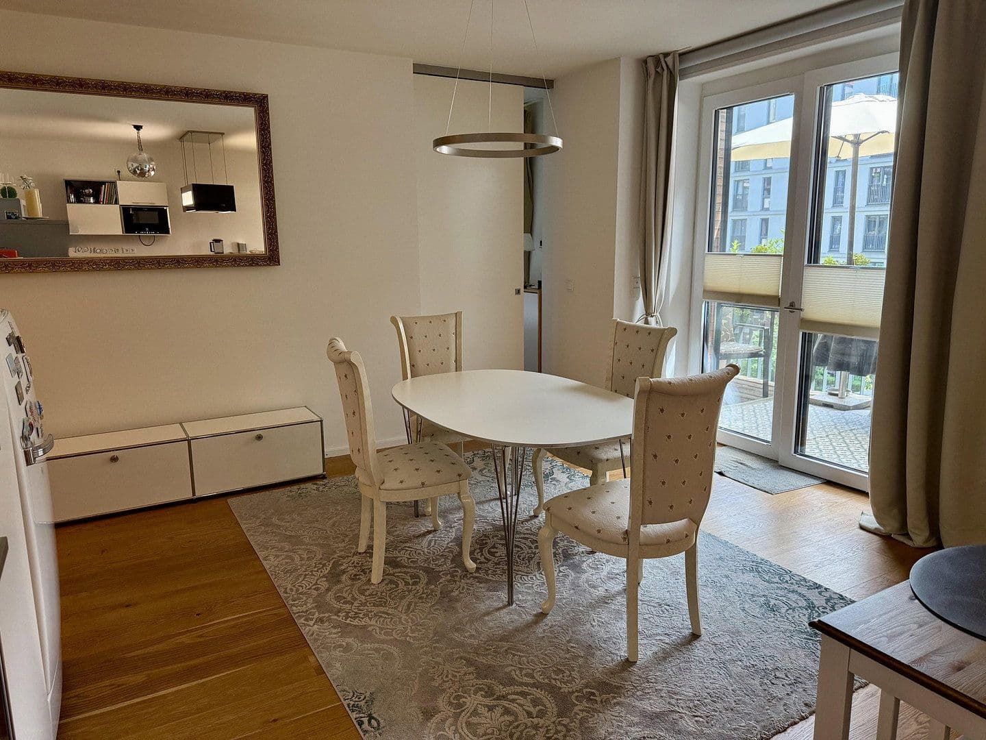 Prodej bytu 4+1 104 m², Hamburg, Hamburg Prodej bytu 4+1 104 m², Hamburg, Hamburg