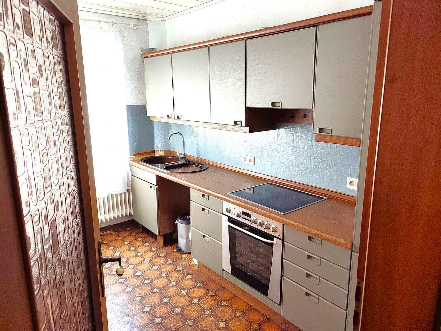 Prodej domu 173 m², pozemek 432 m², Biebertal, Hessen Prodej domu 173 m², pozemek 432 m², Biebertal, Hessen