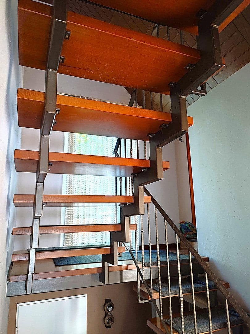 Prodej domu 173 m², pozemek 432 m², Biebertal, Hessen Prodej domu 173 m², pozemek 432 m², Biebertal, Hessen