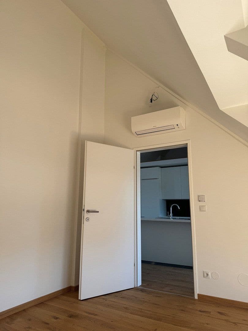 Pronájem bytu 3+1 84 m², Wien, Wien Pronájem bytu 3+1 84 m², Wien, Wien