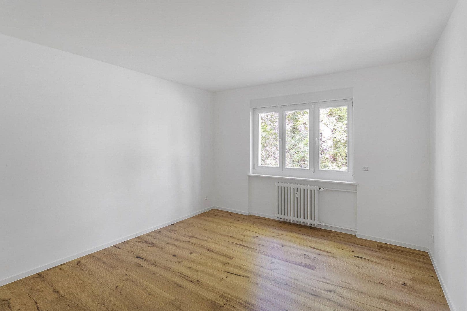 Prodej bytu 3+1 68 m², Berlin, Berlín Prodej bytu 3+1 68 m², Berlin, Berlín